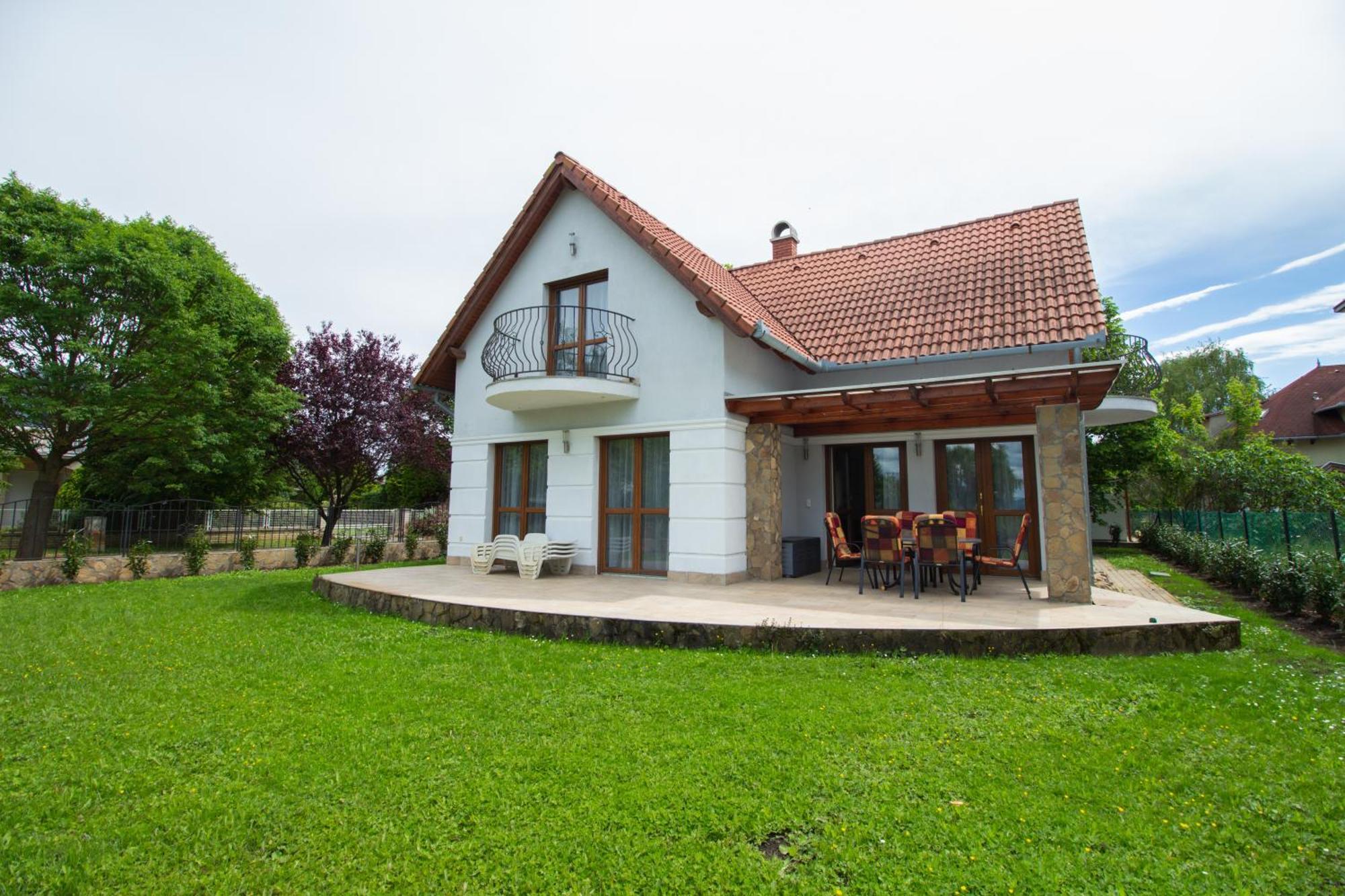 Levendula Villa *